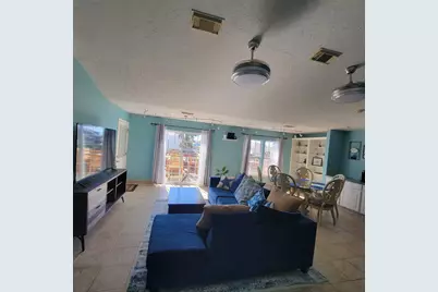 22101 Lampasas Drive, Galveston, TX 77554 - Photo 9