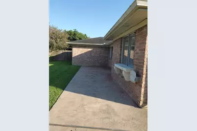 15407 Runswick Drive, Houston, TX 77062 - Photo 27