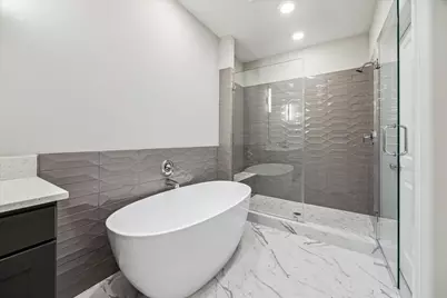 810 Glowing Dawn Drive, Houston, TX 77018 - Photo 27