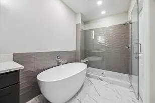 810 Glowing Dawn Dr, Houston, TX 77018 - Photo 27