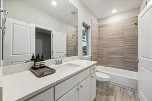 810 Glowing Dawn Dr, Houston, TX 77018 - Photo 33