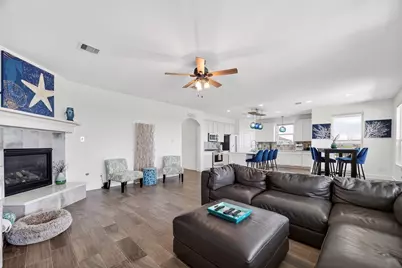 1300 Menard Avenue, Seabrook, TX 77586 - Photo 17