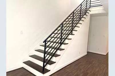 4913 Southwind Street #B, Houston, TX 77033 - Photo 19