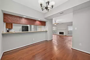 8100 Cambridge St, Houston, TX 77054 - Photo 15