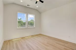 5317 Nielan St, Houston, TX 77028 - Photo 11