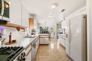 3714 Colleen Woods Cir, Houston, TX 77080 - Photo 17