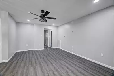 332 Crestwood Street, Clute, TX 77531 - Photo 13