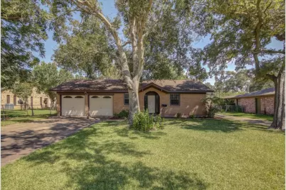 332 Crestwood Street, Clute, TX 77531 - Photo 1