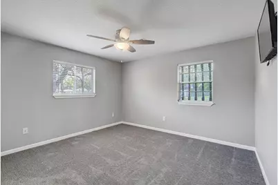 332 Crestwood Street, Clute, TX 77531 - Photo 15