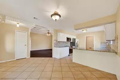 405 Tudor Court, Deer Park, TX 77536 - Photo 9