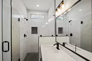 1071 St Clair St, Houston, TX 77088 - Photo 15