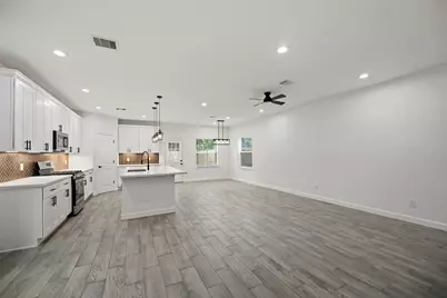 1071 Saint Clair Street, Houston, TX 77088 - Photo 5