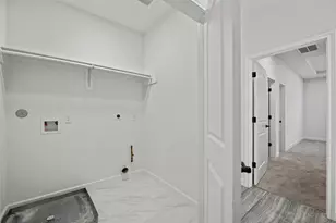 1071 St Clair St, Houston, TX 77088 - Photo 13