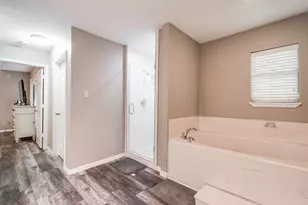 4821 Lawrence Rd, Baytown, TX 77523 - Photo 21