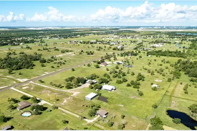 4821 Lawrence Road, Baytown, TX 77523 - Photo 41