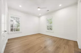 4260 Emory Ave, West University Place, TX 77005 - Photo 29