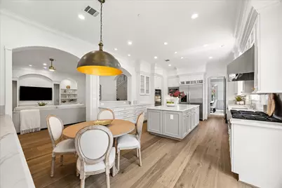 4260 Emory Avenue, West University Place, TX 77005 - Photo 15