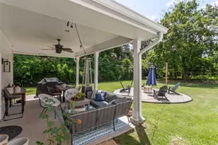 260 Manor St, Beaumont, TX 77706 - Photo 5