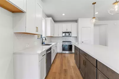 7807 Cattail Shallows Lane, Katy, TX 77493 - Photo 9