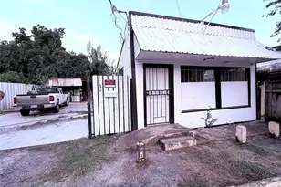 6325 Cullen Blvd, Houston, TX 77021 - Photo 1