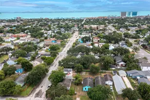 4807 Ave P 1/2, Galveston, TX 77551 - Photo 27