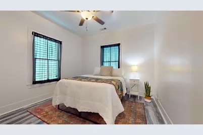 4807 Avenue P 1/2, Galveston, TX 77551 - Photo 5