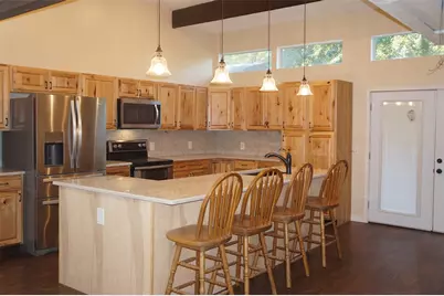 180 Sunrise Drive, Livingston, TX 77351 - Photo 7