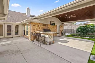 2101 Moss Creek Ln, Pearland, TX 77581 - Photo 19