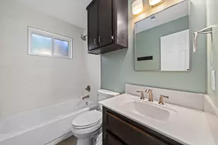 2101 Moss Creek Ln, Pearland, TX 77581 - Photo 15