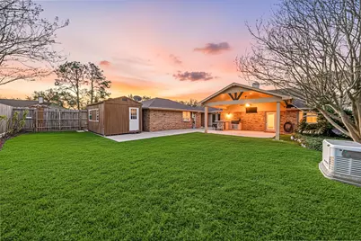 2101 Moss Creek Lane, Pearland, TX 77581 - Photo 23