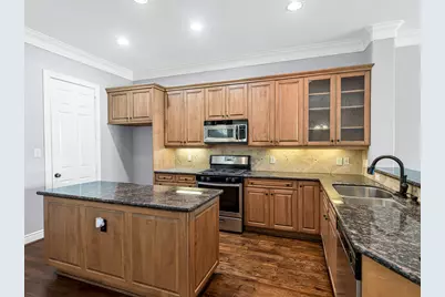 9269 Buffalo Speedway, Houston, TX 77025 - Photo 13