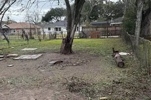 1215 8th St, Rosenberg, TX 77471 - Photo 7