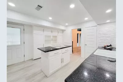 5654 Cheena, Houston, TX 77096 - Photo 15