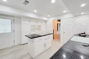 5654 Cheena, Houston, TX 77096 - Photo 15