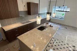 11611 Royal Parkside Pl, Houston, TX 77082 - Photo 7