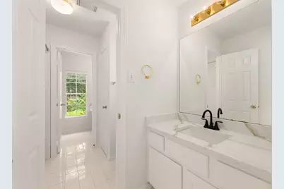 9423 Walnut Brook Court, Houston, TX 77040 - Photo 33