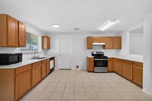 1208 Cambay Dr, Rosenberg, TX 77471 - Photo 3