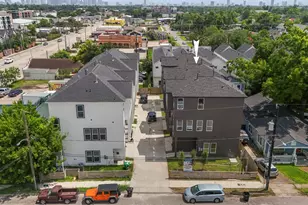 1224 E 23rd St, Houston, TX 77009 - Photo 39