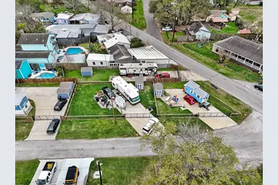 4403 W Bayshore Drive, Bacliff, TX 77518 - Photo 5