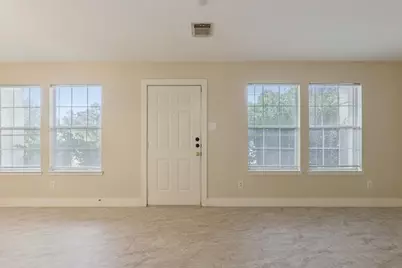 439 Laurel Timbers Drive, Houston, TX 77339 - Photo 9
