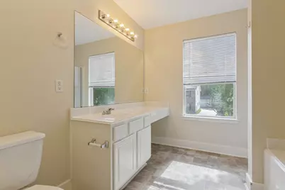 439 Laurel Timbers Drive, Houston, TX 77339 - Photo 17