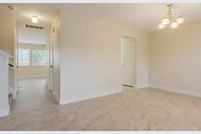 439 Laurel Timbers Drive, Houston, TX 77339 - Photo 7