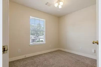 439 Laurel Timbers Drive, Houston, TX 77339 - Photo 23