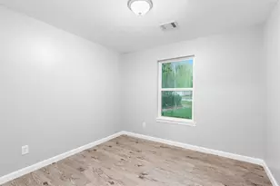 10922 Village Trail Dr, Houston, TX 77065 - Photo 15