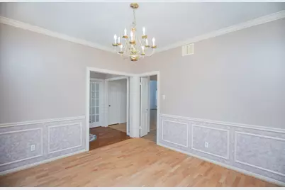 4631 Meadow Green Drive, Sugar Land, TX 77479 - Photo 9