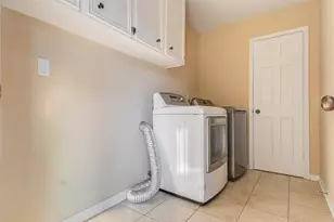 6710 Falling Waters Dr, Spring, TX 77379 - Photo 19