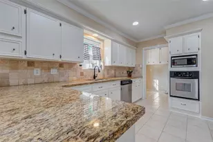 6710 Falling Waters Dr, Spring, TX 77379 - Photo 17