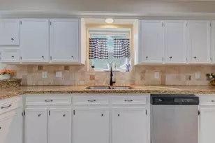 6710 Falling Waters Dr, Spring, TX 77379 - Photo 17