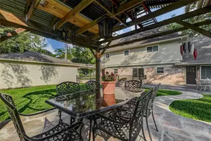 6710 Falling Waters Dr, Spring, TX 77379 - Photo 37