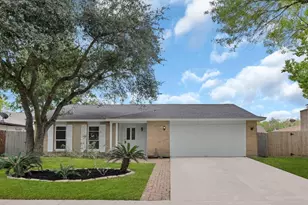 15627 Sierra Valle Dr, Houston, TX 77083 - Photo 1